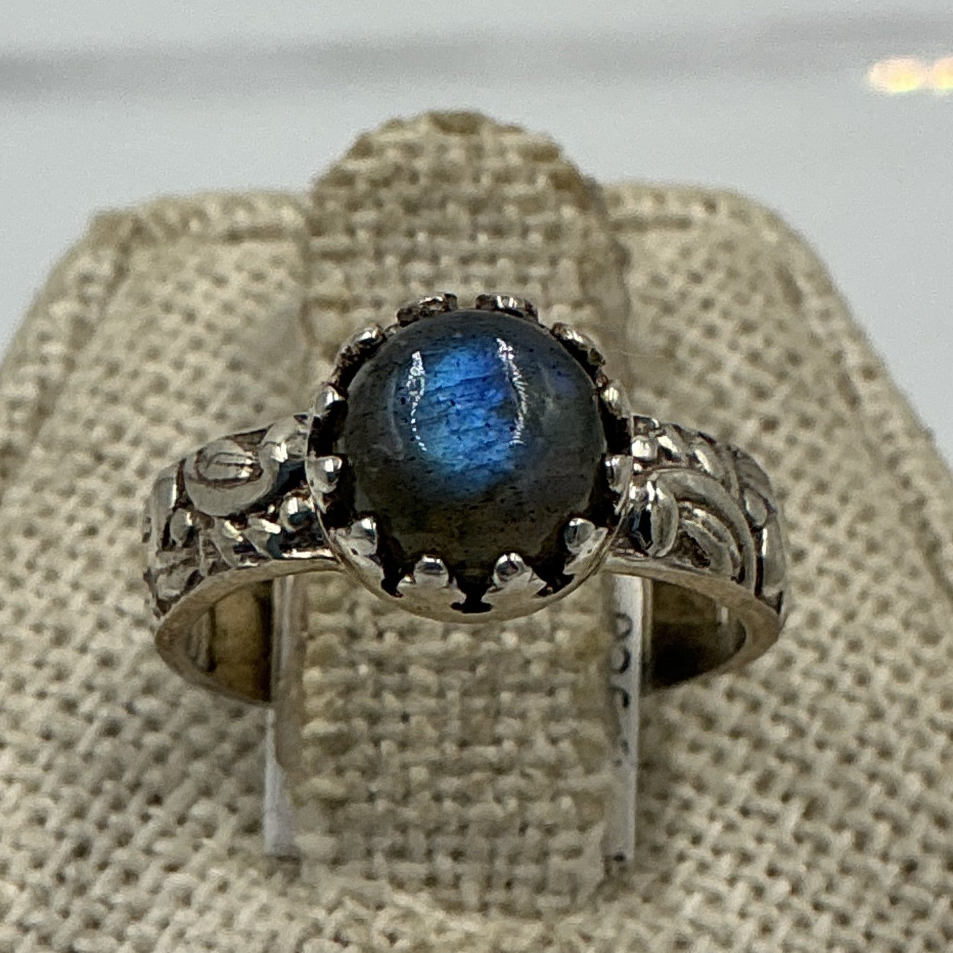 Sterling Silver Labradorite Ornate Round Ring - Size 5 - Magic and Protection