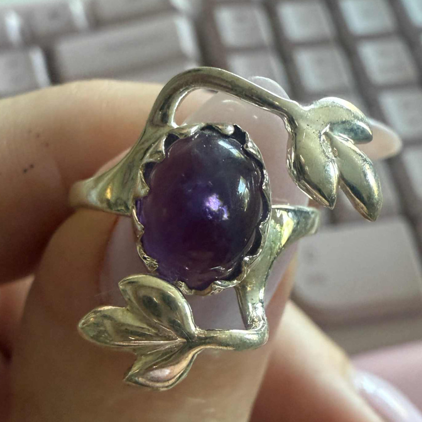 Sterling Silver Vine-Wrapped Amethyst Ring – Size 6 – Intuition, Protection & Sacred Growth