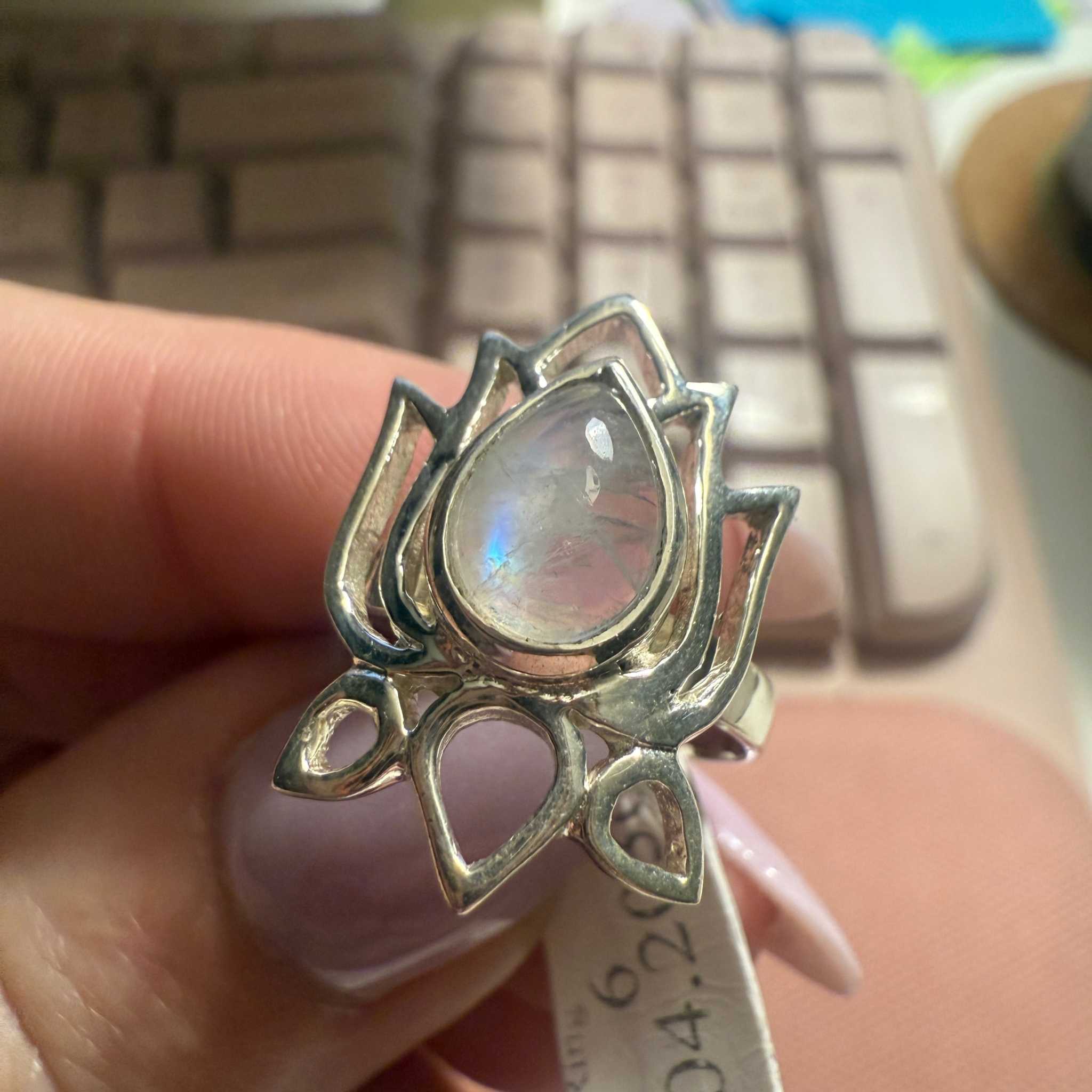 Lotus Rainbow Moonstone Sterling Silver Ring – Size 6